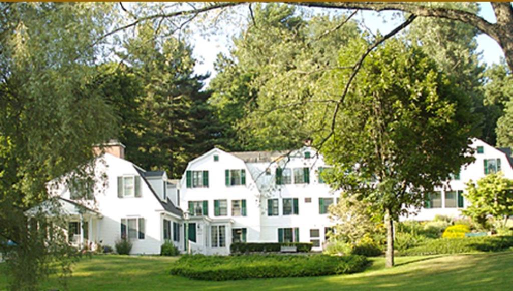 Garden Gables Inn Lenox Dış mekan fotoğraf